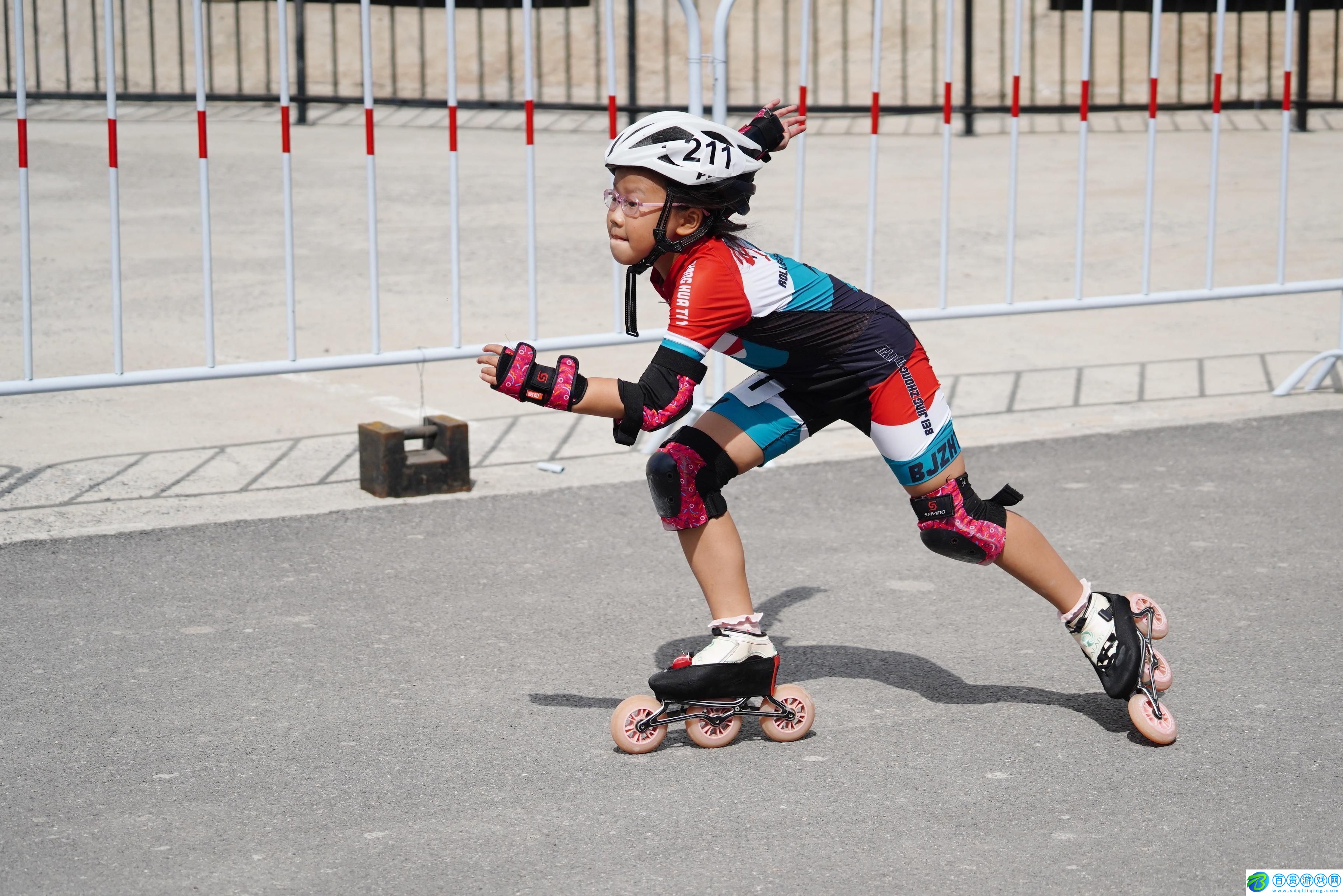 “滑”出風采笑傲江湖——“輪滑”震撼來襲!